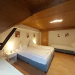 - Am Moselufer Hébergement de vacances Kövenig