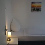 - Am Moselufer Semesterbostad