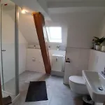 - Am Moselufer Semesterbostad Kövenig