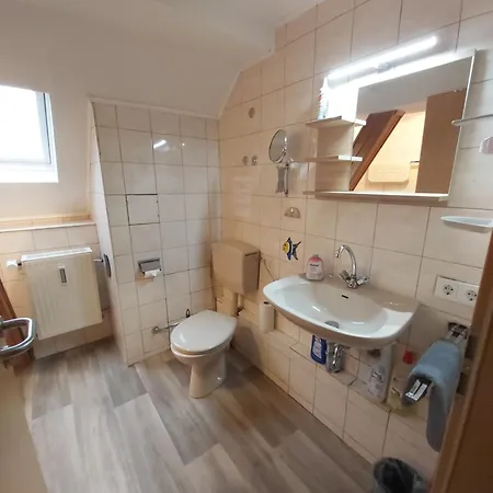 - Am Moselufer Holiday home *